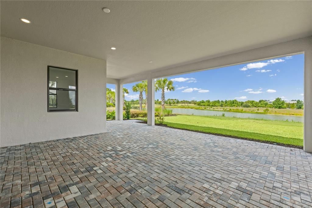 For Sale: $1,199,000 (4 beds, 3 baths, 2828 Square Feet)