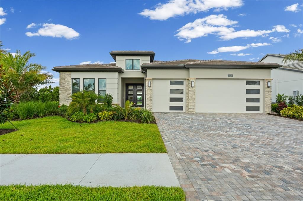 For Sale: $1,199,000 (4 beds, 3 baths, 2828 Square Feet)