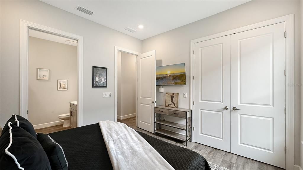 For Sale: $1,379,000 (3 beds, 3 baths, 2101 Square Feet)