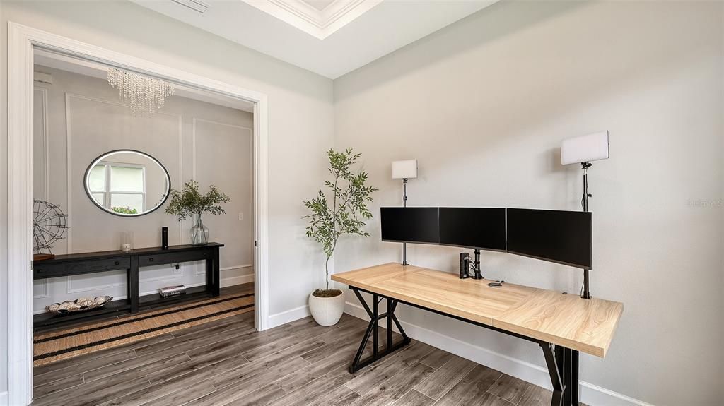 For Sale: $1,379,000 (3 beds, 3 baths, 2101 Square Feet)