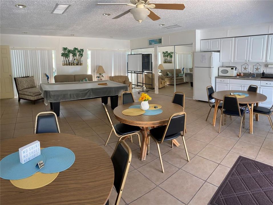 For Rent: $1,600 (1 beds, 1 baths, 729 Square Feet)