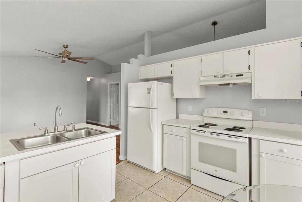 В аренду: $2,500 (3 спален, 2 ванн, 1158 Квадратных фут)