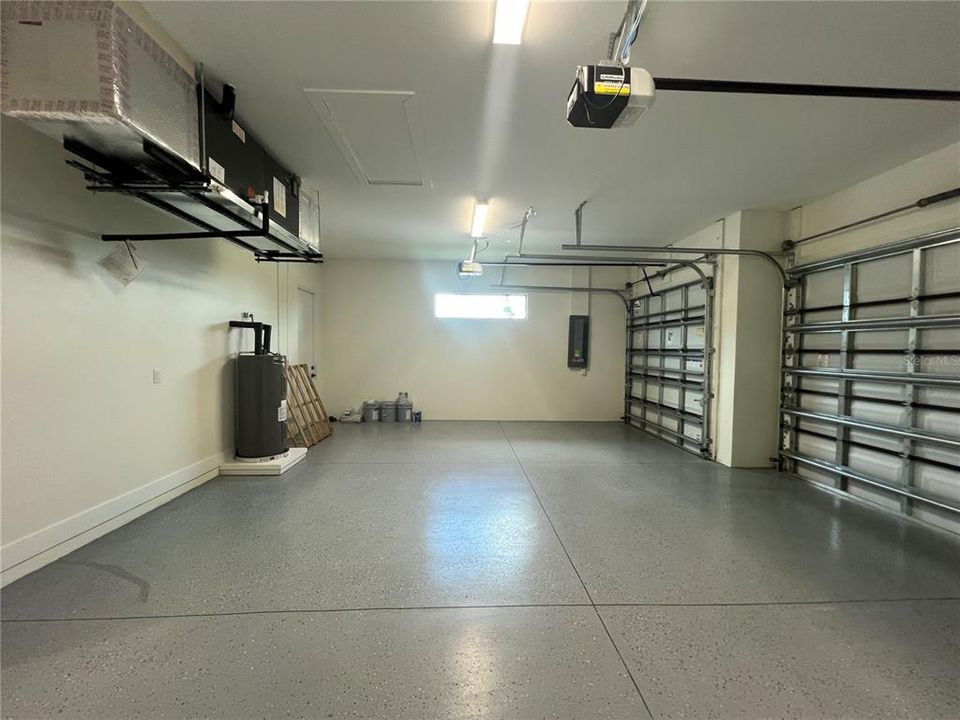 For Rent: $2,600 (3 beds, 3 baths, 2264 Square Feet)
