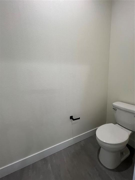 For Rent: $2,600 (3 beds, 3 baths, 2264 Square Feet)