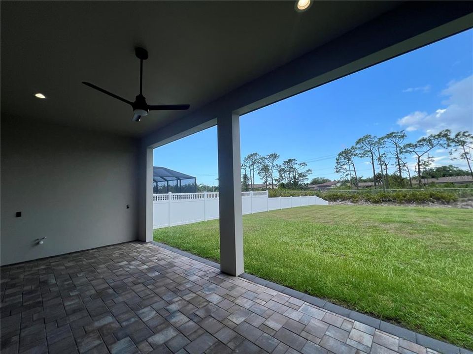For Rent: $2,600 (3 beds, 3 baths, 2264 Square Feet)