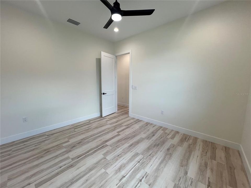 For Rent: $2,600 (3 beds, 3 baths, 2264 Square Feet)