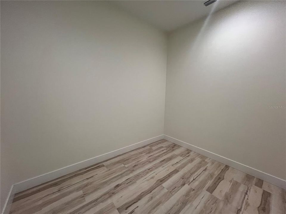 For Rent: $2,600 (3 beds, 3 baths, 2264 Square Feet)