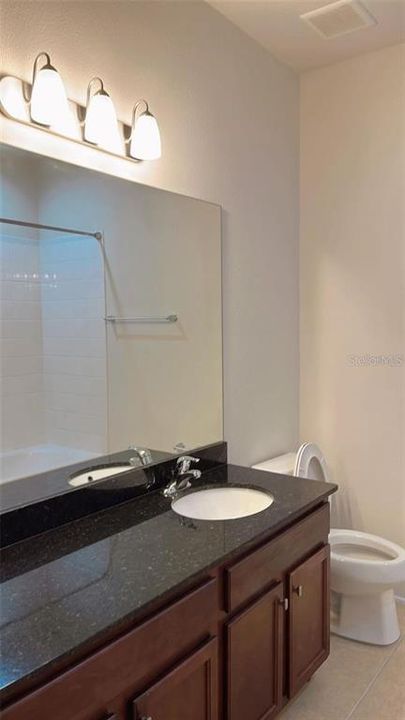 For Rent: $2,650 (3 beds, 2 baths, 2237 Square Feet)