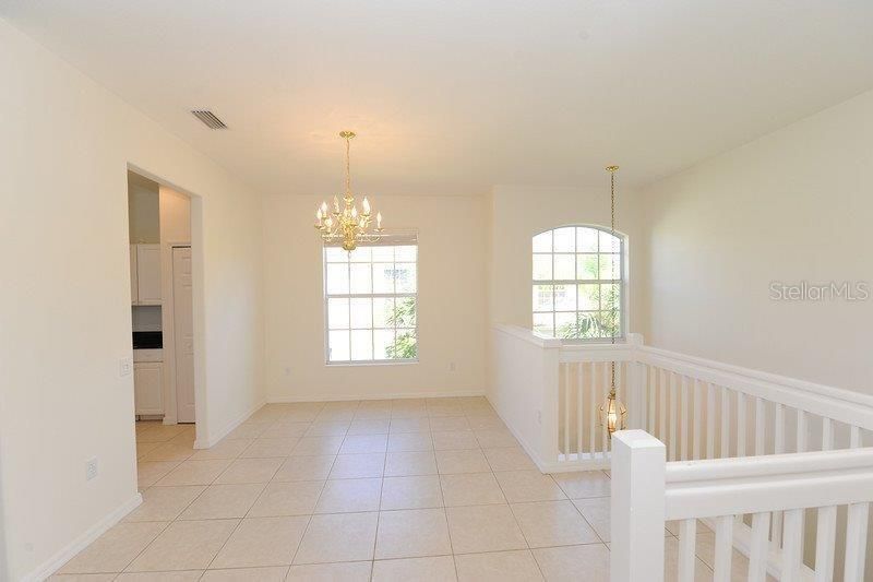 En Venta: $395,000 (3 camas, 2 baños, 2045 Pies cuadrados)