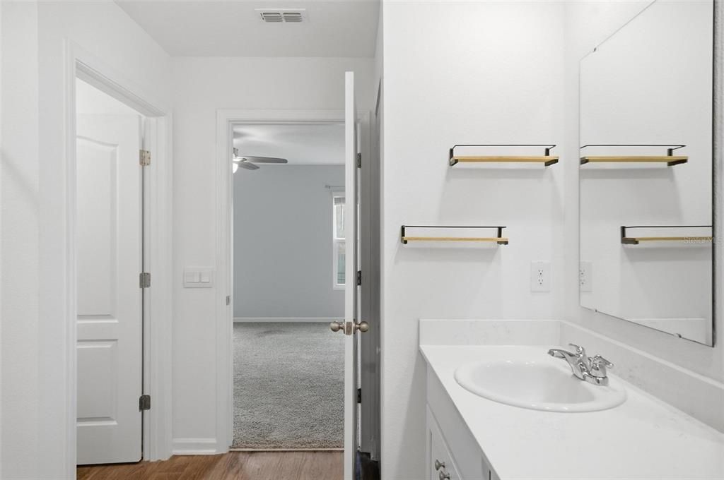 For Sale: $299,900 (4 beds, 2 baths, 1778 Square Feet)