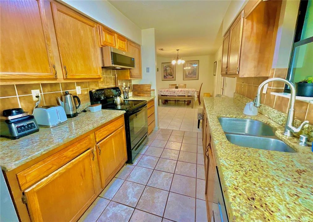 For Sale: $395,000 (3 beds, 2 baths, 1830 Square Feet)