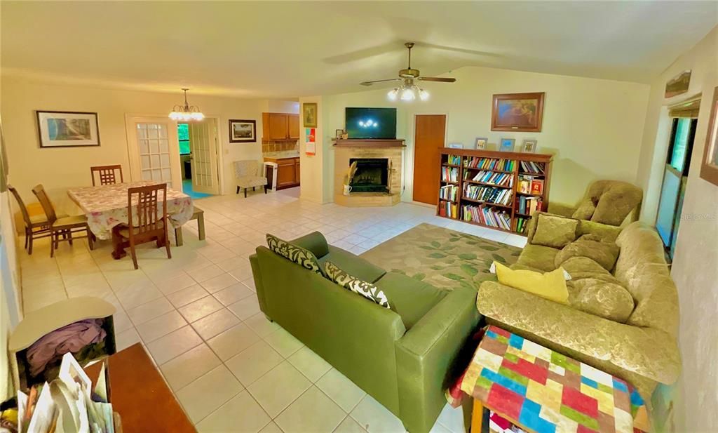 For Sale: $395,000 (3 beds, 2 baths, 1830 Square Feet)