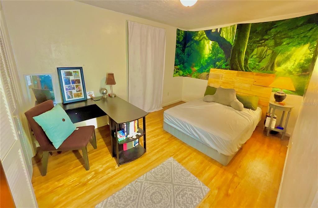 For Sale: $395,000 (3 beds, 2 baths, 1830 Square Feet)
