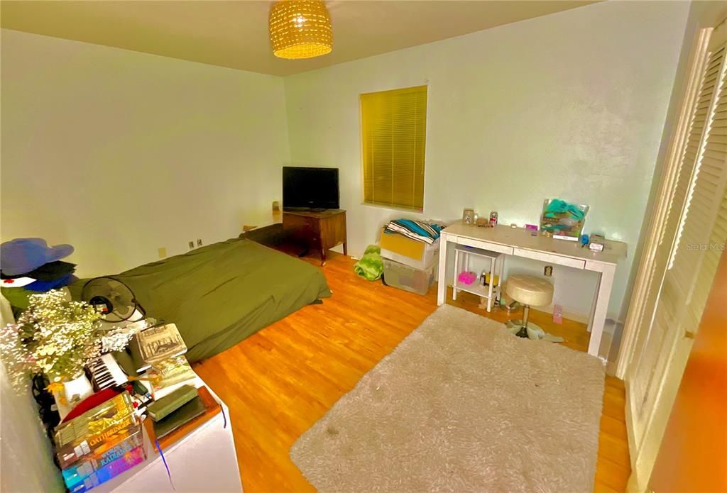For Sale: $395,000 (3 beds, 2 baths, 1830 Square Feet)