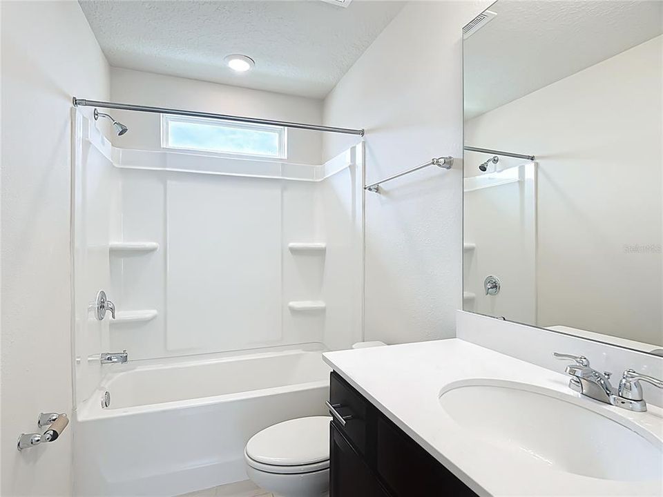 В аренду: $1,999 (3 спален, 2 ванн, 1802 Квадратных фут)
