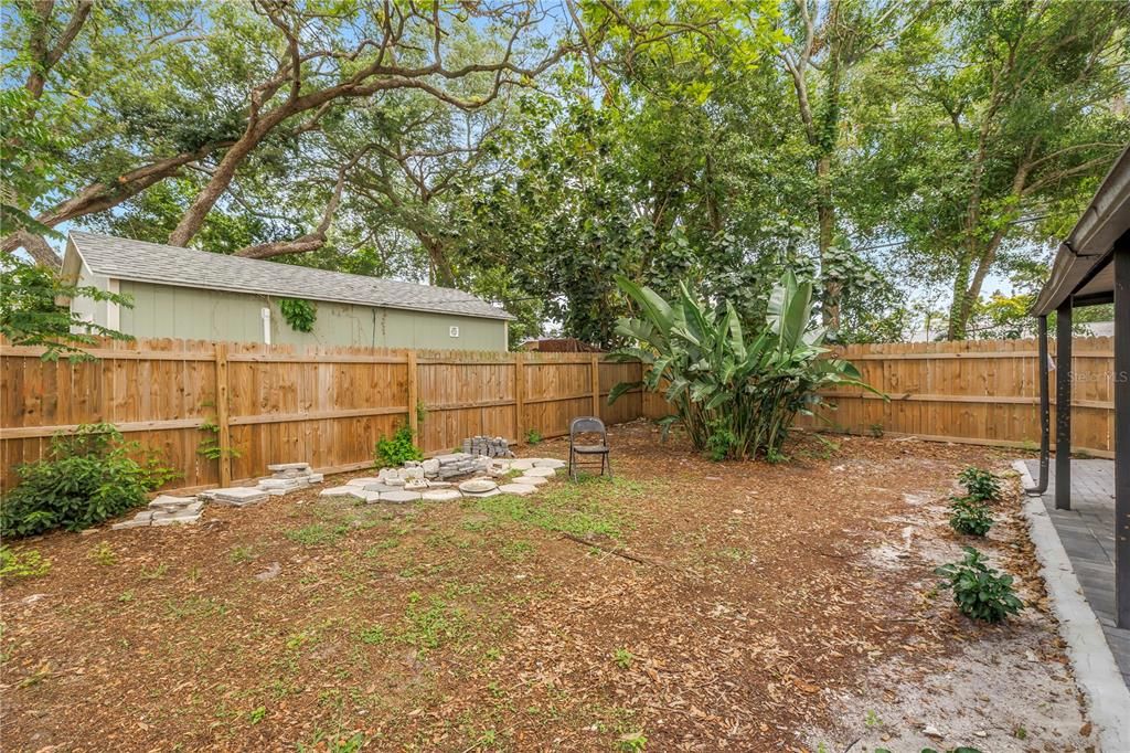 For Rent: $1,195 (1 beds, 1 baths, 288 Square Feet)