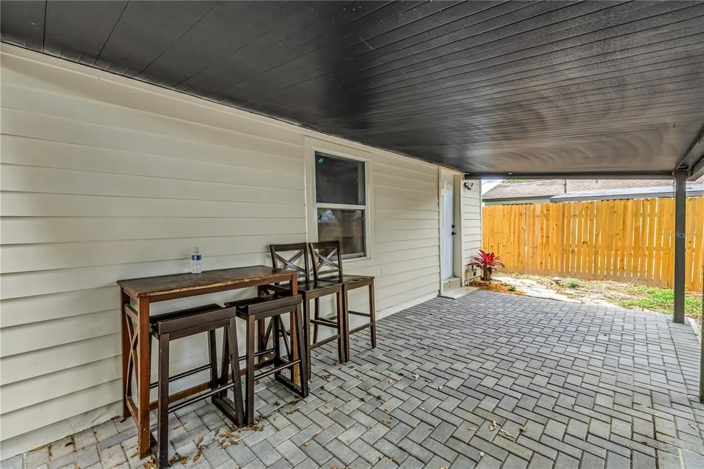 For Rent: $1,195 (1 beds, 1 baths, 288 Square Feet)