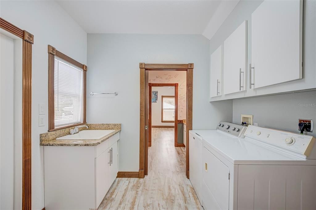 На продажу: $650,000 (4 спален, 3 ванн, 2146 Квадратных фут)