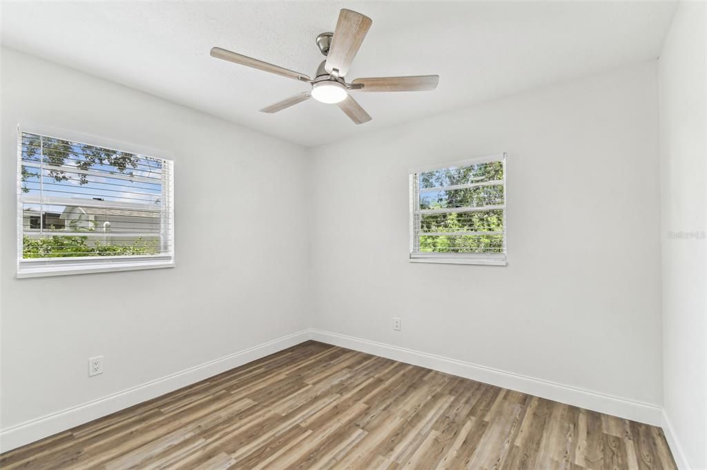 For Sale: $475,000 (4 beds, 2 baths, 1638 Square Feet)