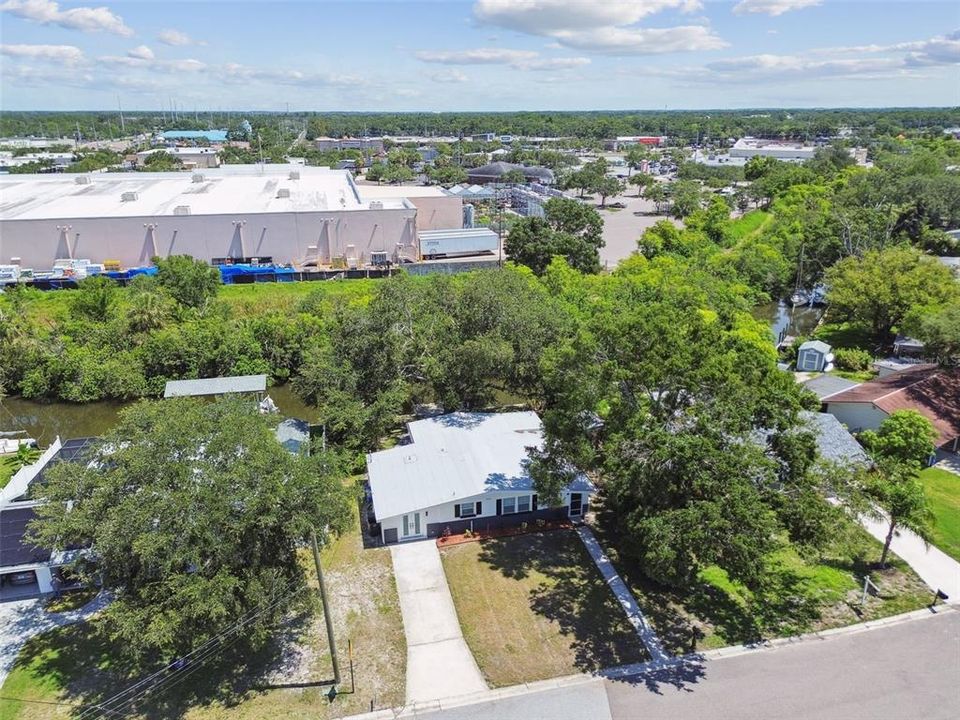 For Sale: $475,000 (4 beds, 2 baths, 1638 Square Feet)