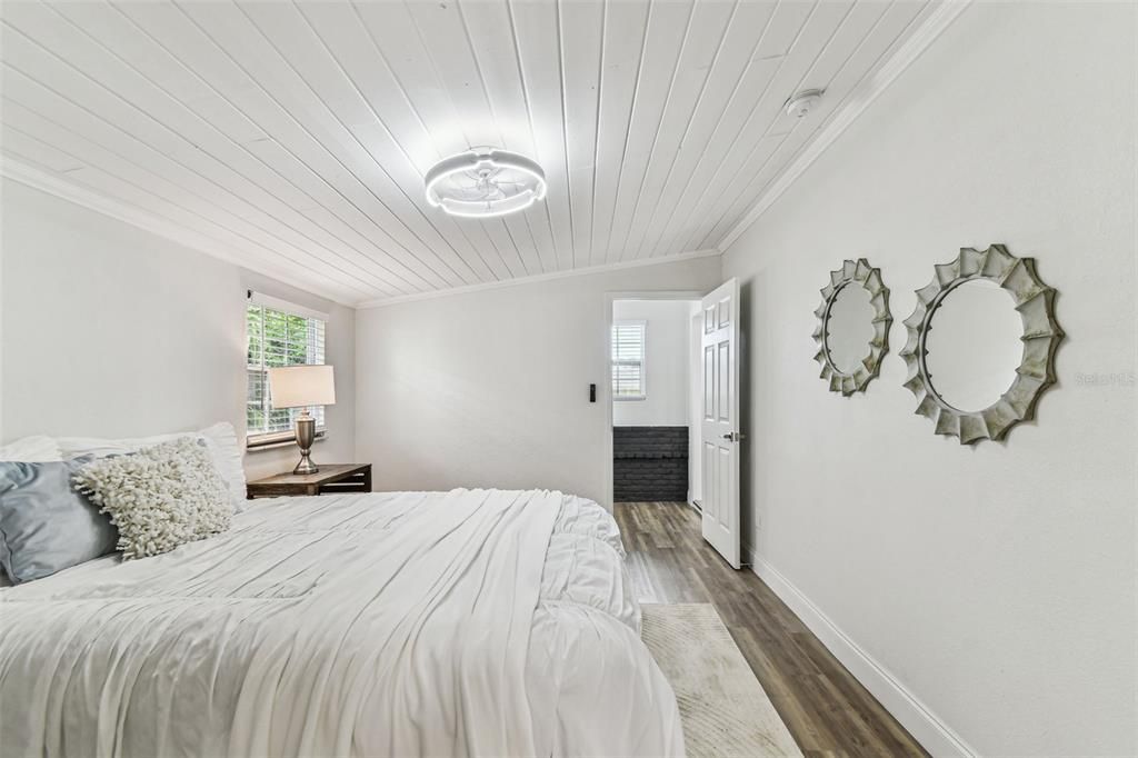For Sale: $475,000 (4 beds, 2 baths, 1638 Square Feet)