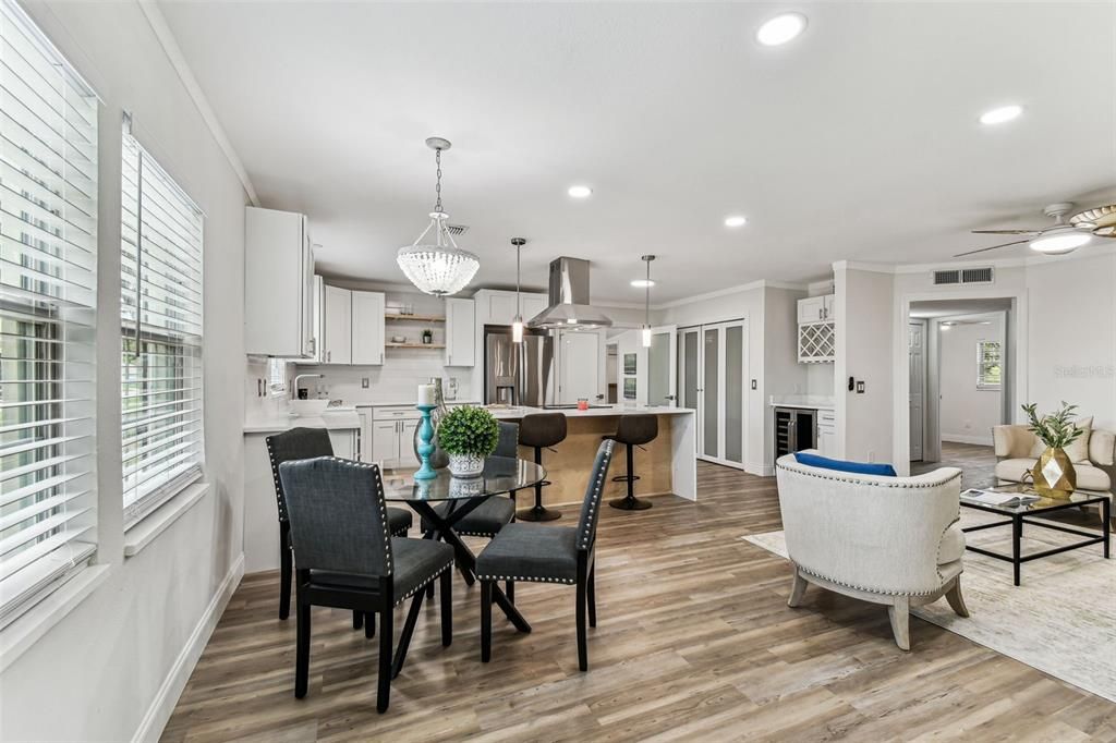 For Sale: $475,000 (4 beds, 2 baths, 1638 Square Feet)