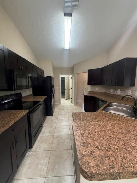 For Rent: $1,850 (4 beds, 2 baths, 1747 Square Feet)