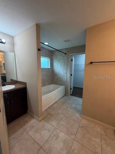 For Rent: $1,850 (4 beds, 2 baths, 1747 Square Feet)