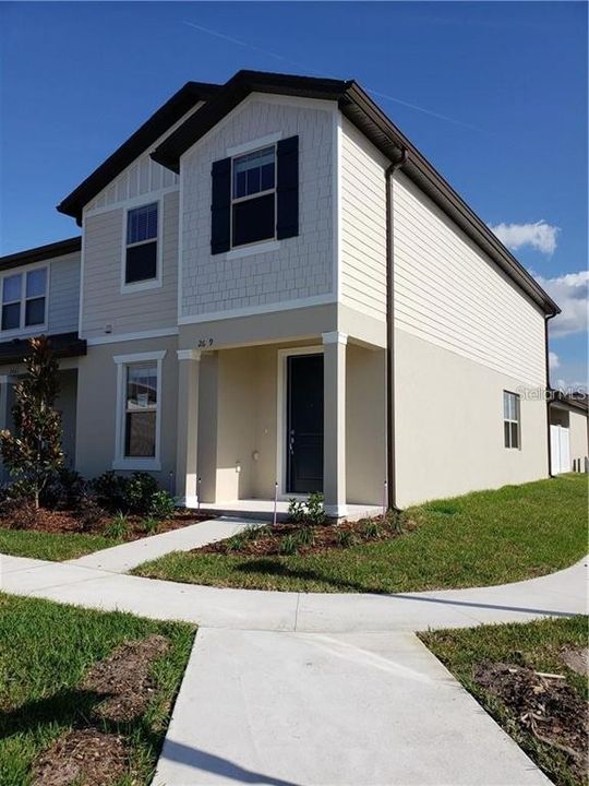 For Rent: $2,395 (3 beds, 3 baths, 1825 Square Feet)