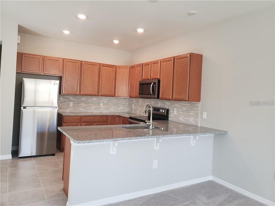 For Rent: $2,395 (3 beds, 3 baths, 1825 Square Feet)