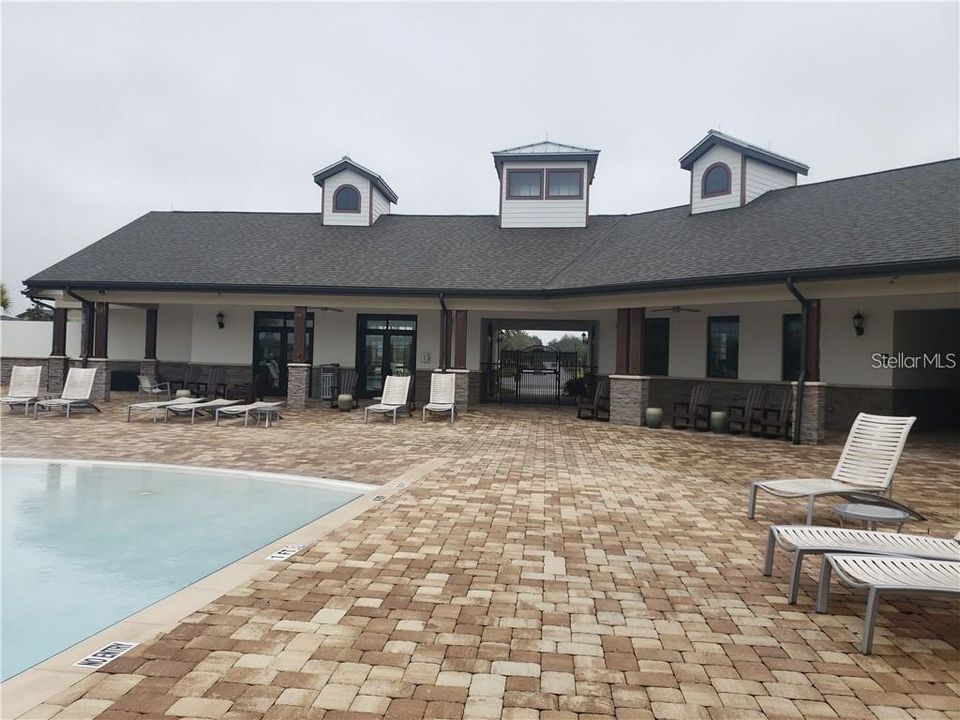 For Rent: $2,395 (3 beds, 3 baths, 1825 Square Feet)