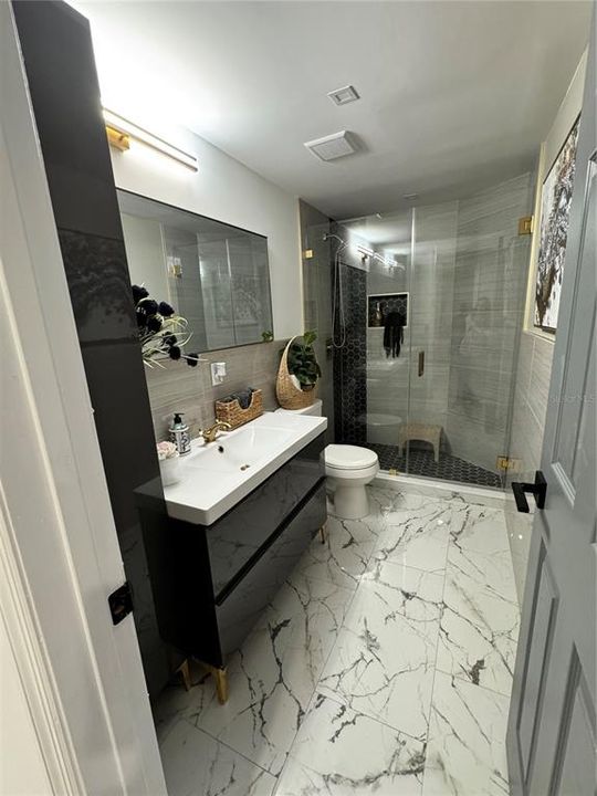 For Sale: $444,900 (3 beds, 3 baths, 1230 Square Feet)