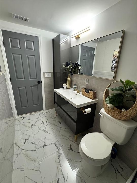 For Sale: $444,900 (3 beds, 3 baths, 1230 Square Feet)