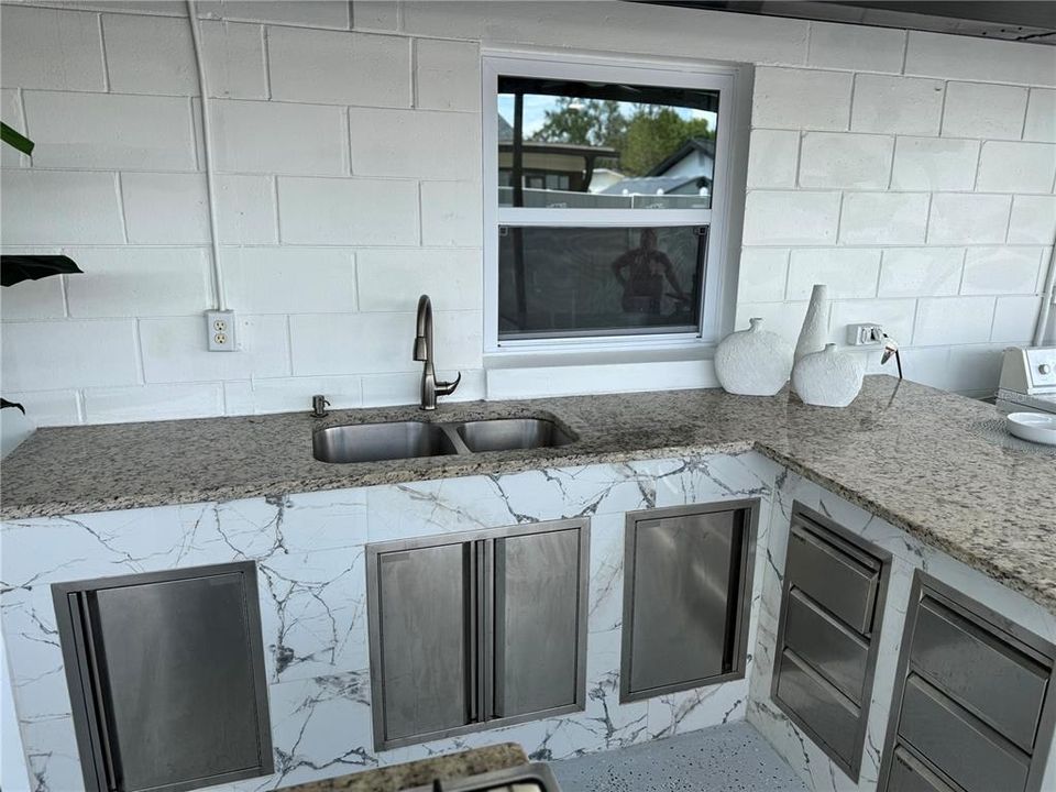 For Sale: $444,900 (3 beds, 3 baths, 1230 Square Feet)