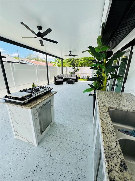 For Sale: $444,900 (3 beds, 3 baths, 1230 Square Feet)