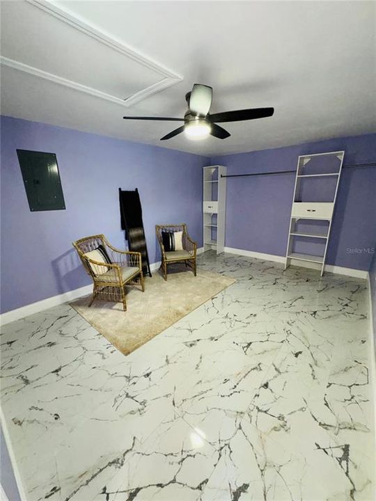 For Sale: $444,900 (3 beds, 3 baths, 1230 Square Feet)
