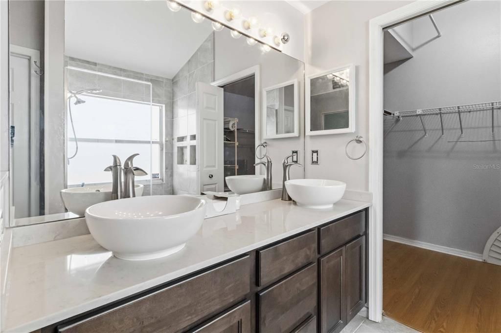 For Sale: $445,000 (3 beds, 2 baths, 1482 Square Feet)