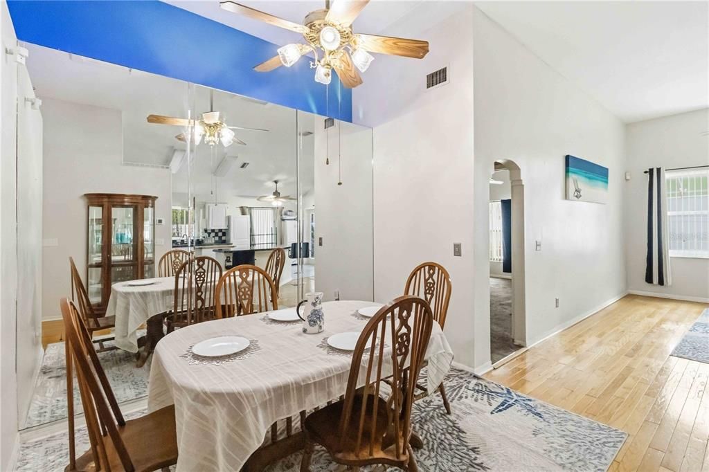For Sale: $445,000 (3 beds, 2 baths, 1482 Square Feet)