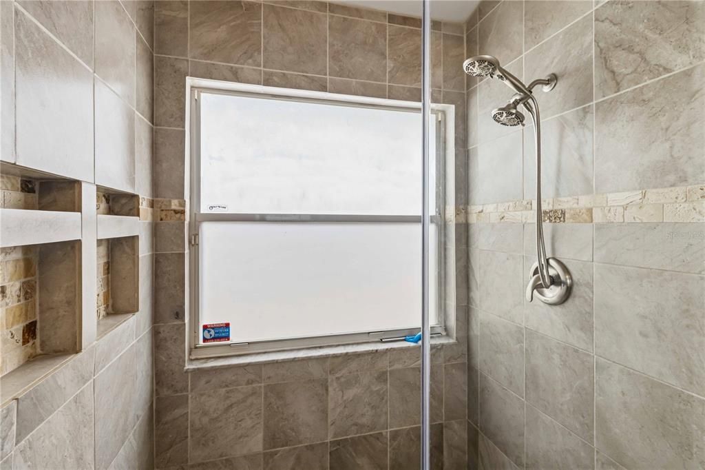 For Sale: $445,000 (3 beds, 2 baths, 1482 Square Feet)