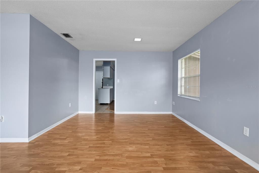 For Sale: $339,999 (3 beds, 2 baths, 1690 Square Feet)