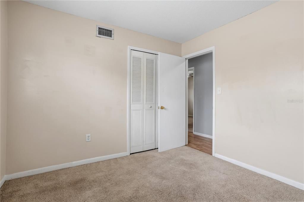 For Sale: $339,999 (3 beds, 2 baths, 1690 Square Feet)