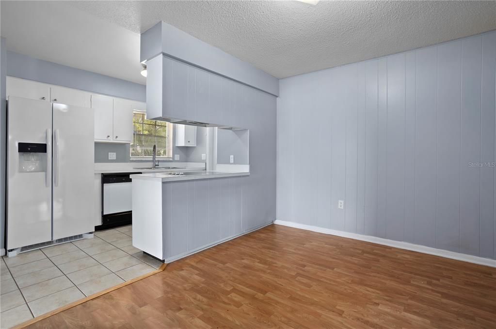 For Sale: $339,999 (3 beds, 2 baths, 1690 Square Feet)