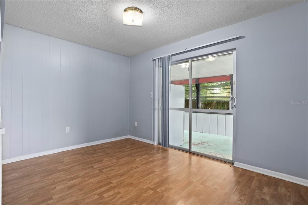 For Sale: $339,999 (3 beds, 2 baths, 1690 Square Feet)