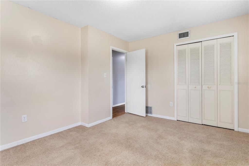 For Sale: $339,999 (3 beds, 2 baths, 1690 Square Feet)