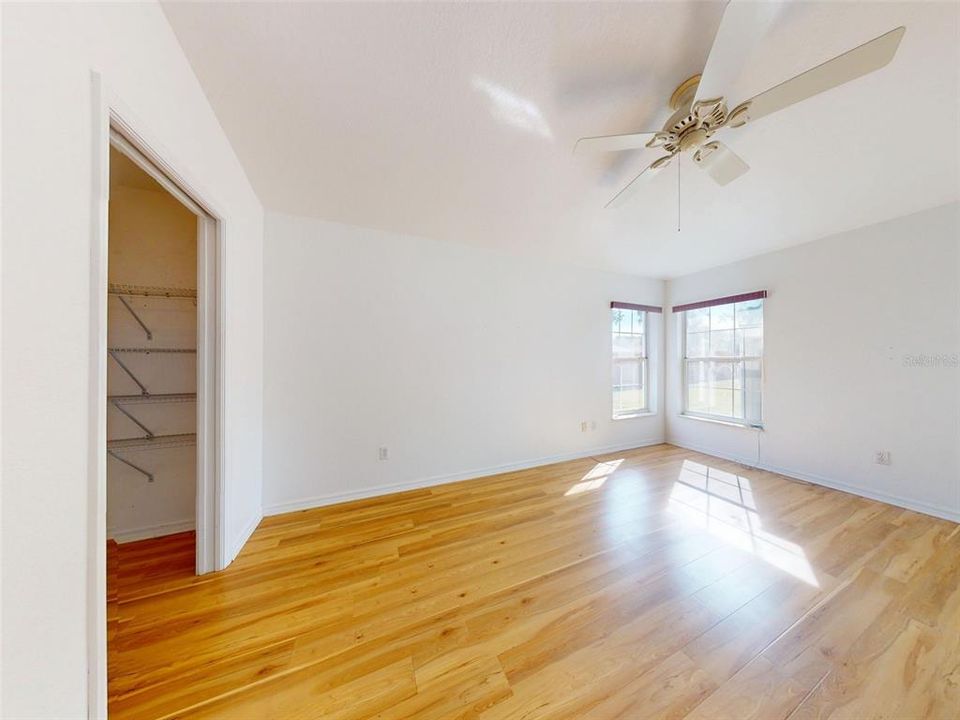 En Venta: $372,500 (3 camas, 2 baños, 1884 Pies cuadrados)