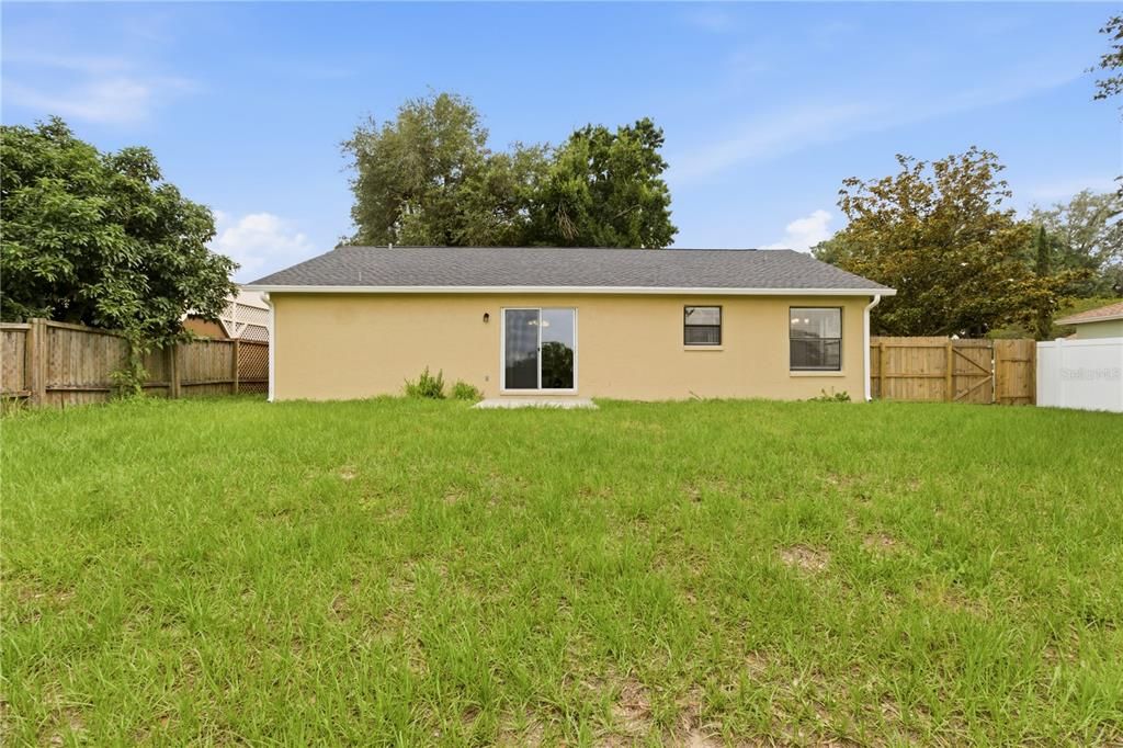 For Sale: $375,000 (3 beds, 2 baths, 1123 Square Feet)