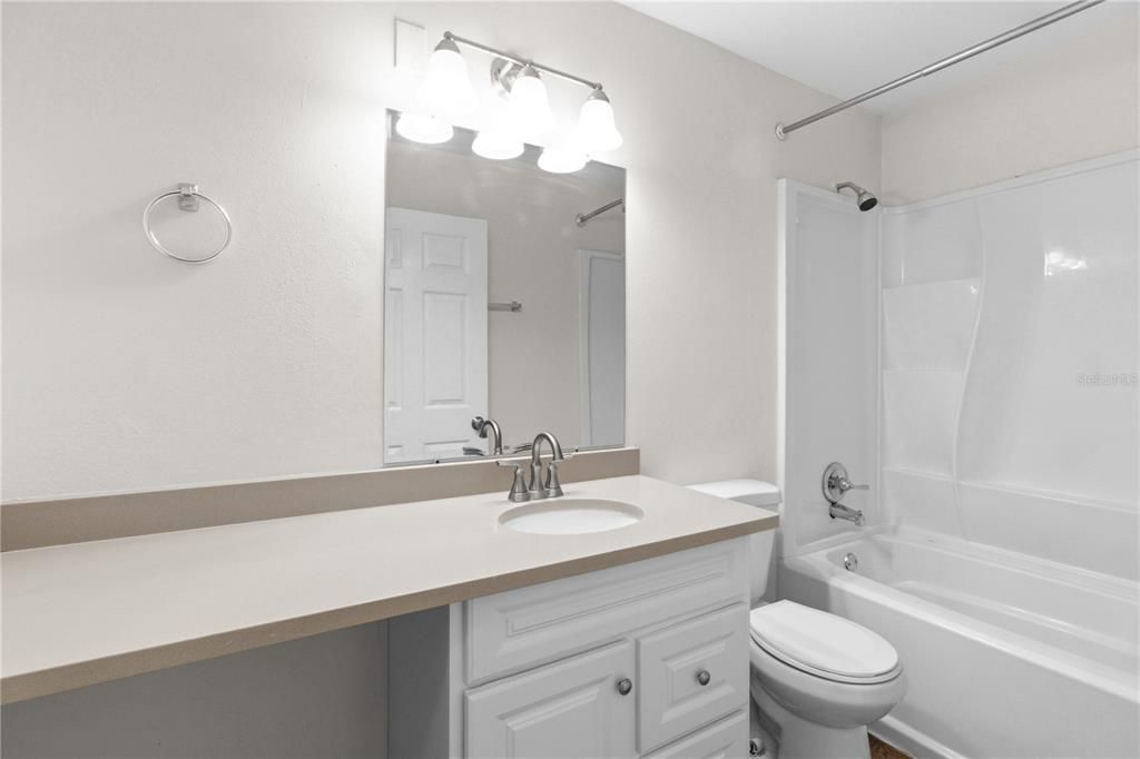 For Sale: $375,000 (3 beds, 2 baths, 1123 Square Feet)