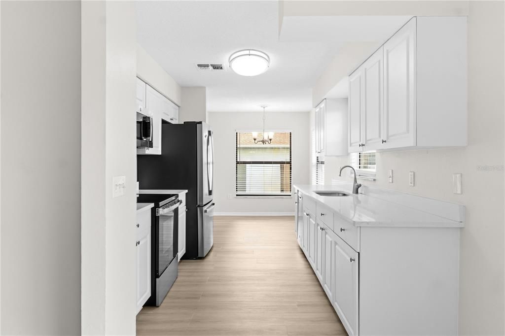 For Sale: $375,000 (3 beds, 2 baths, 1123 Square Feet)