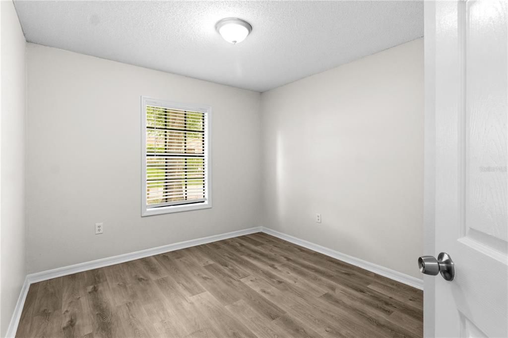 For Sale: $375,000 (3 beds, 2 baths, 1123 Square Feet)