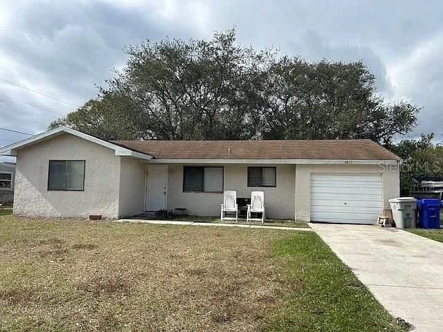 Recently Sold: $171,677 (2 beds, 1 baths, 882 Square Feet)